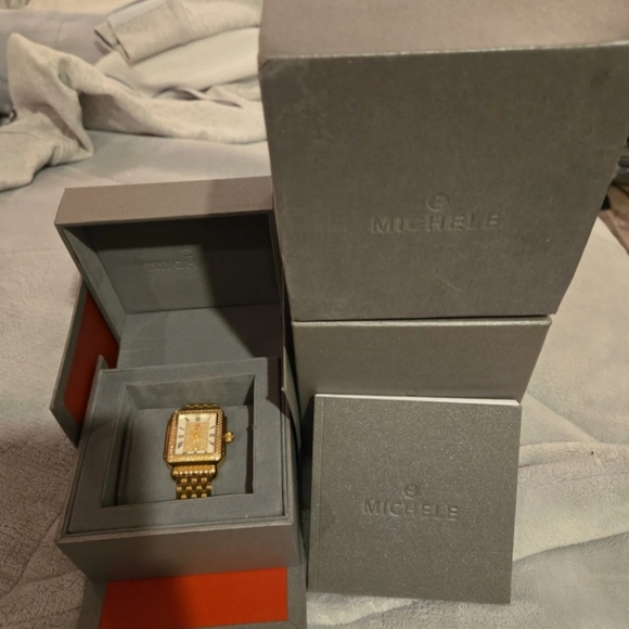 Limited edition 18K Gold-Plated Michele watch - Picture 3 of 8